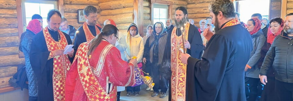 Панихида по усопшим на Радоницу 2026